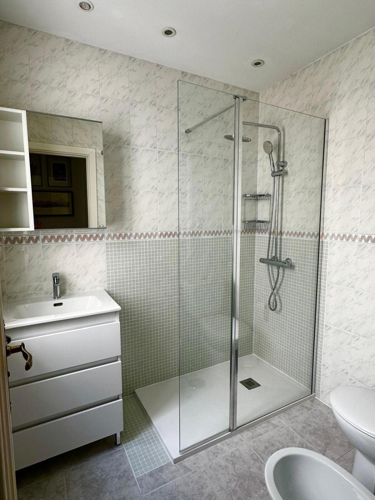 Old Town, City Center Apartment Premium With Parking Малага Экстерьер фото